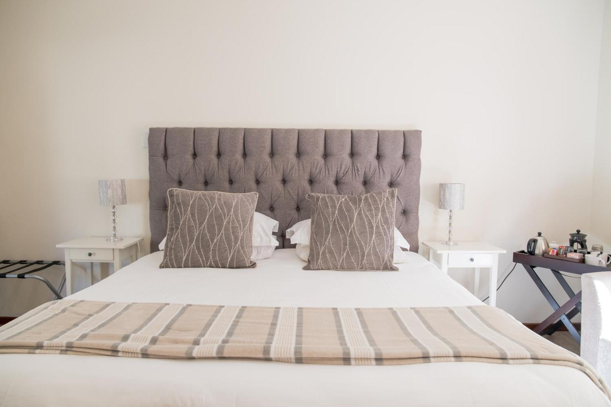 Penguino Guesthouse Hermanus Ngoại thất bức ảnh